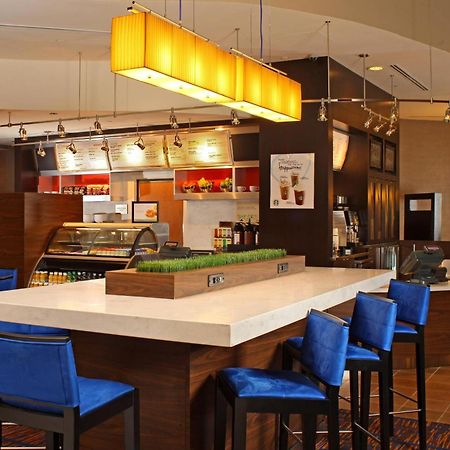 Courtyard By Marriott Baltimore Downtown/Inner Harbor Exterior photo