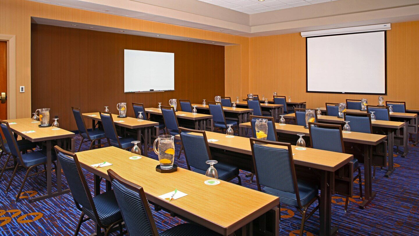Courtyard By Marriott Baltimore Downtown/Inner Harbor Exterior photo